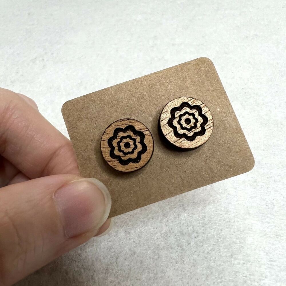 3 Pack Wooden Engraved Stud Earrings - Picture 3 of 4